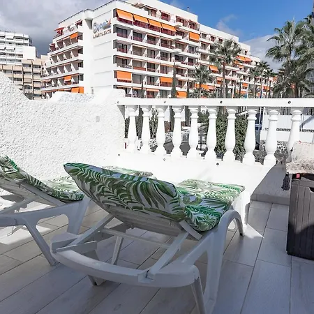 Detached 3-story Home, Seafront And * Playa de las Americas (Tenerife)