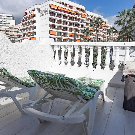 Detached 3-story Home, Seafront And * Playa de las Américas