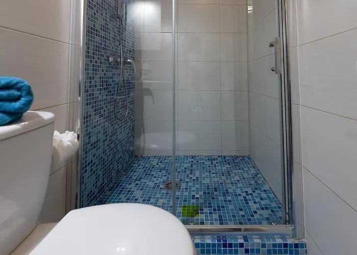 Apartment Detached 3-story Home, Seafront And *